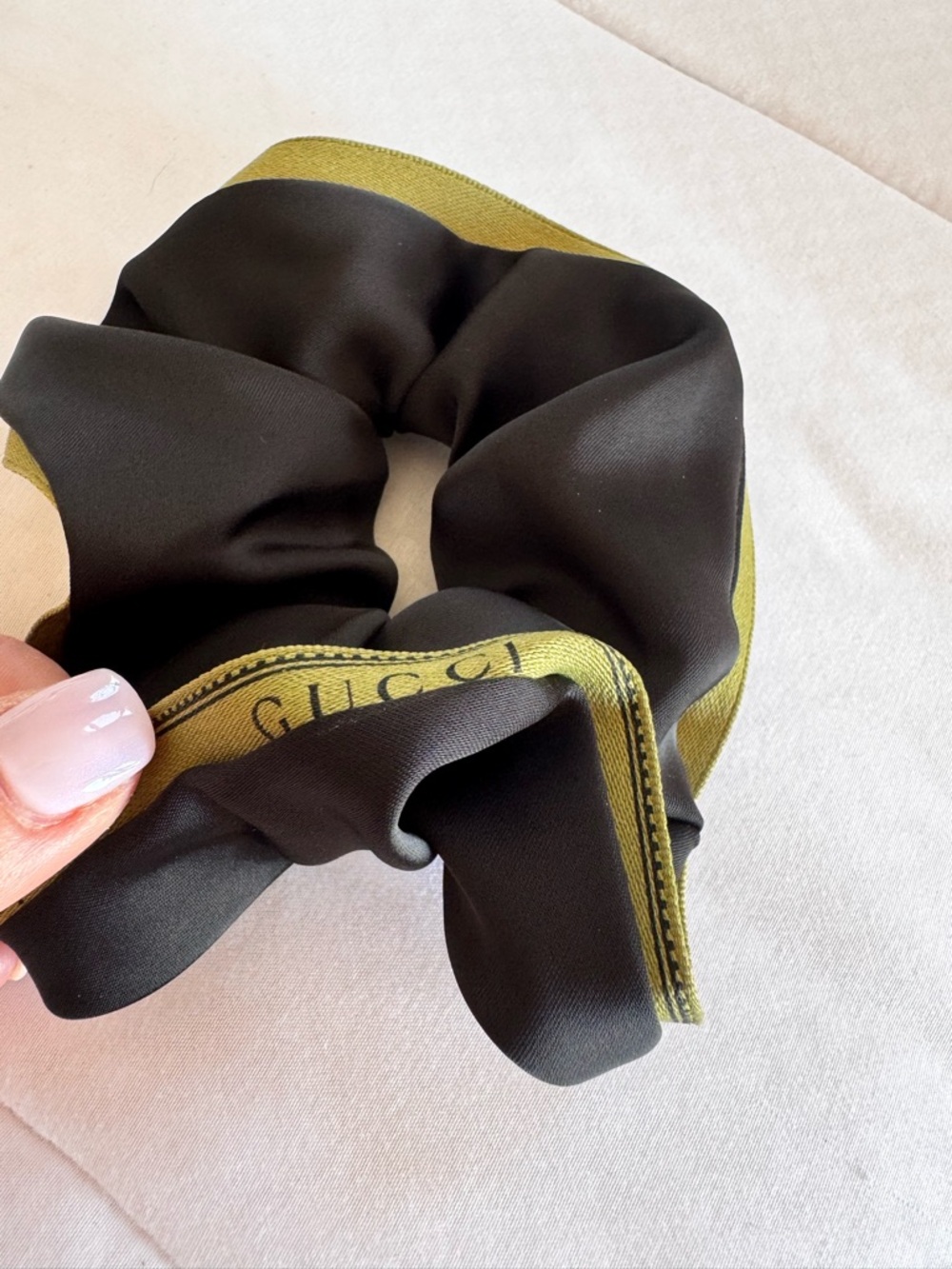 Designer scrunchie - Picture 2 of 2